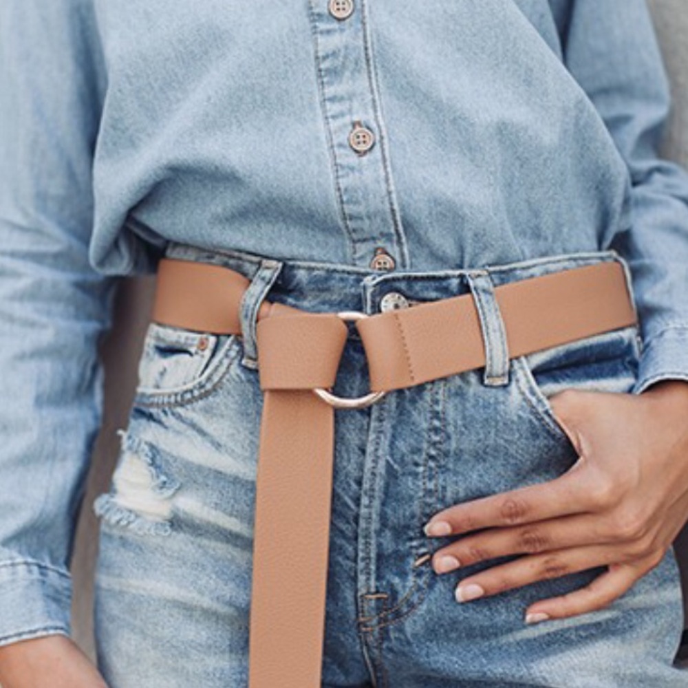 B-low the Belt Mia Belt